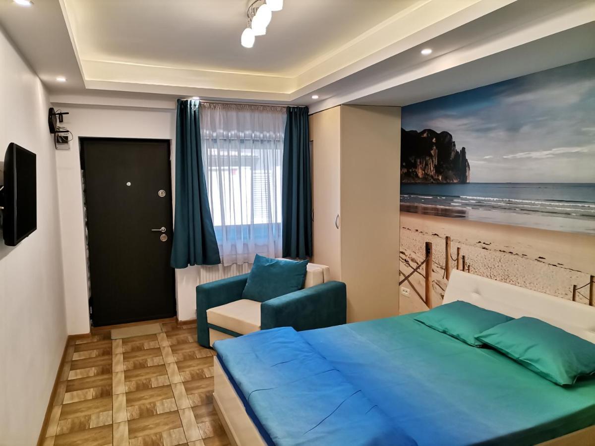 Apartament Garsoniera Denis Năvodari Zewnętrze zdjęcie