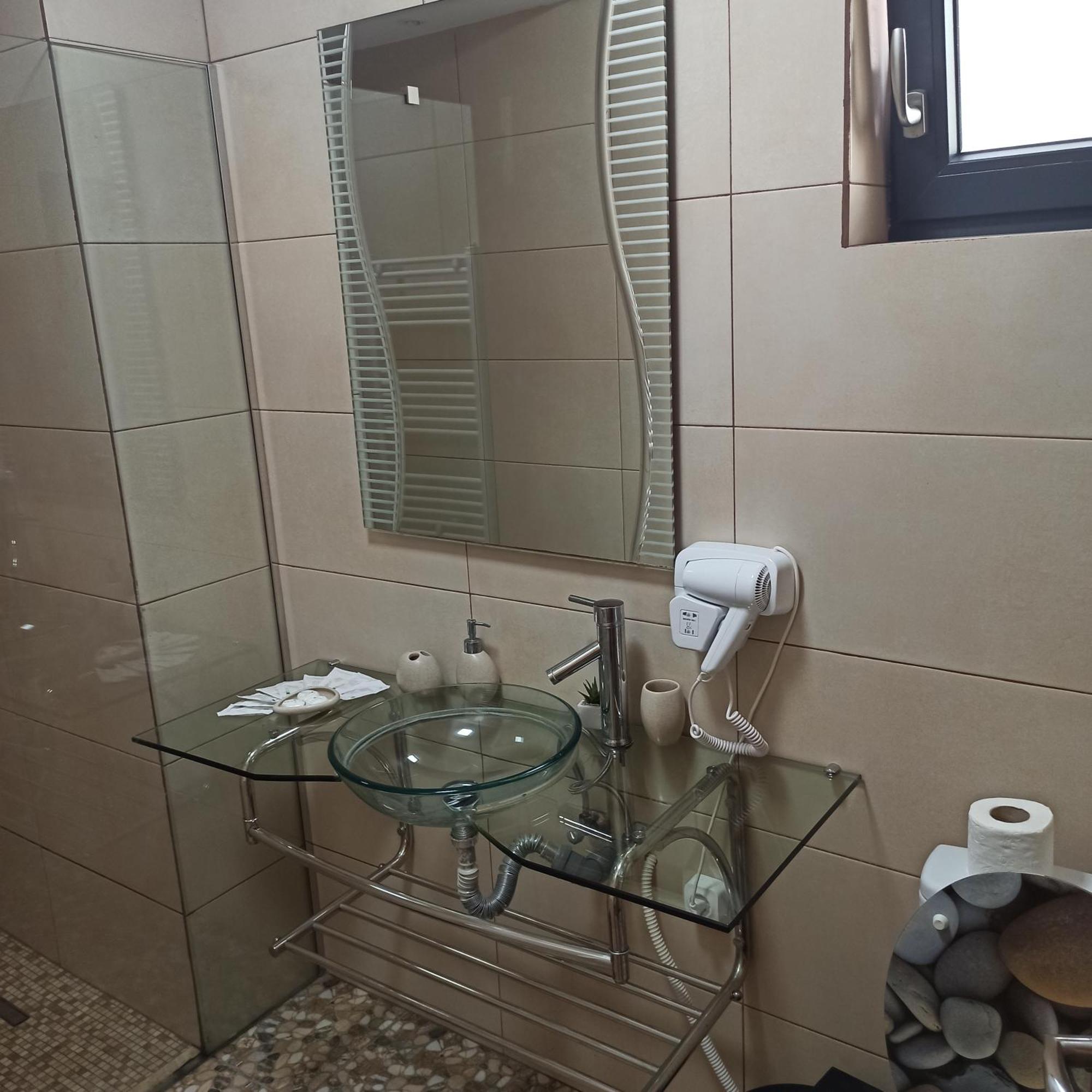 Apartament Garsoniera Denis Năvodari Zewnętrze zdjęcie