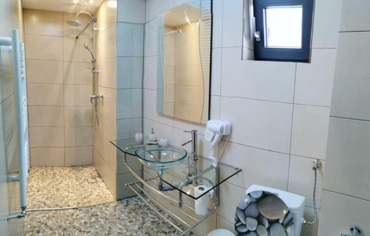 Apartament Garsoniera Denis Năvodari Zewnętrze zdjęcie